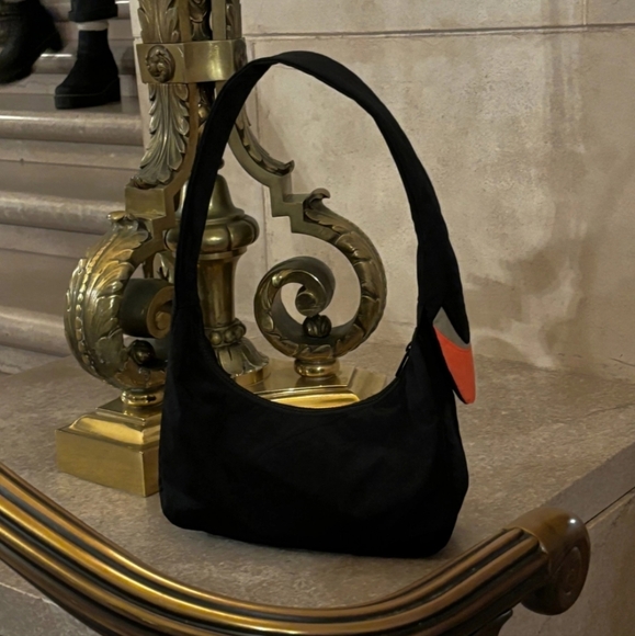 NWT BAGGU Swan Bag Black - Picture 1 of 4